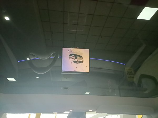 Tesla Model Y 2023, 79600 км, за 30994 USD - фото 21