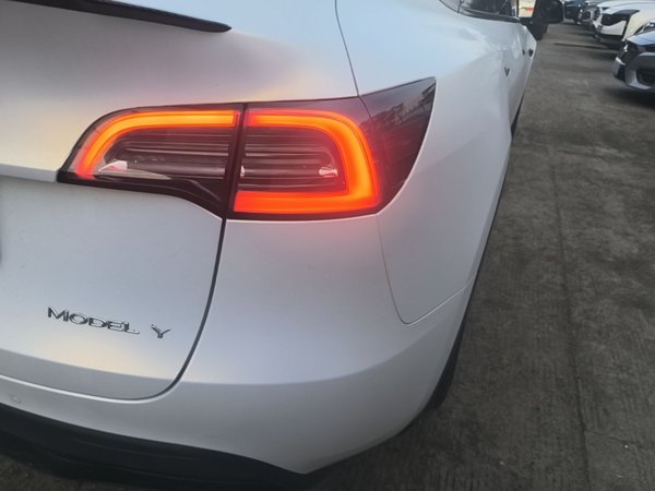 Tesla Model Y 2021, 86100 км, за 21110 USD - фото 7