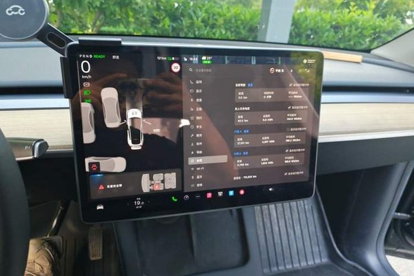 Tesla Model Y 2022, 113200 км, за 23428 USD - фото 14