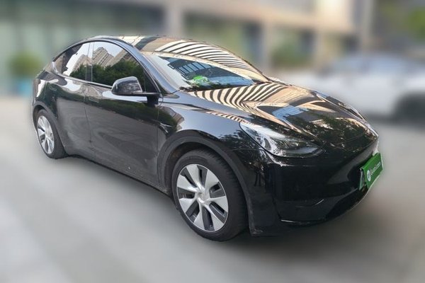 Tesla Model Y 2022, 113200 км, за 23428 USD