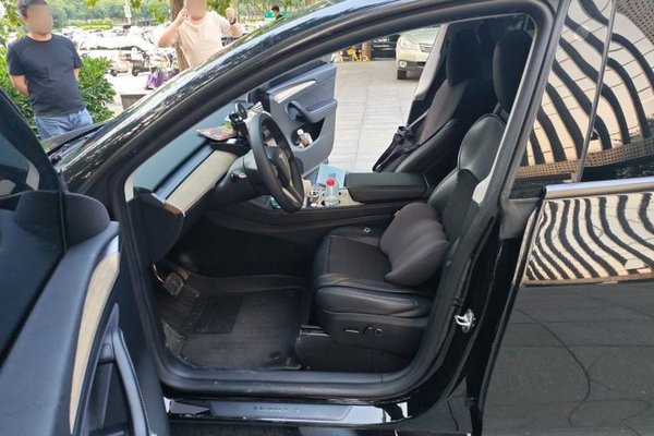 Tesla Model Y 2022, 113200 км, за 23428 USD - фото 16