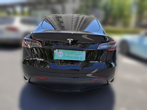 Tesla Model Y 2022, 115400 км, за 25380 USD