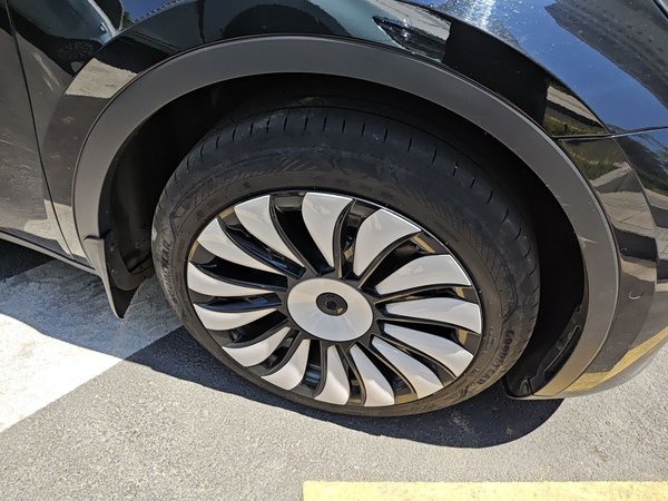 Tesla Model Y 2022, 115400 км, за 25380 USD