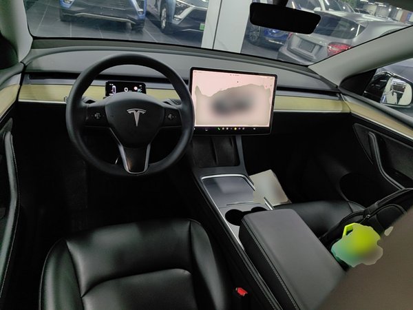 Tesla Model Y 2022, 116300 км, за 24769 USD - фото 13