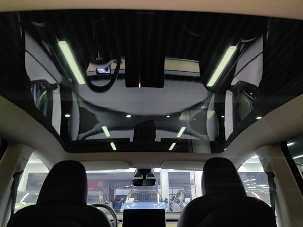 Tesla Model Y 2022, 116300 км, за 24769 USD - фото 21