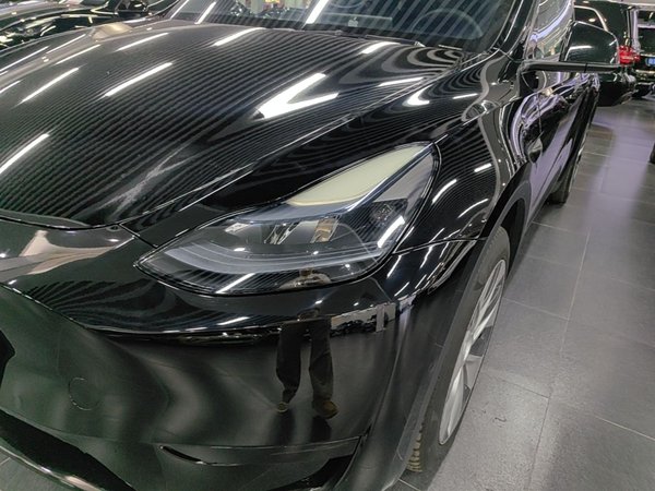 Tesla Model Y 2022, 116300 км, за 24769 USD - фото 9