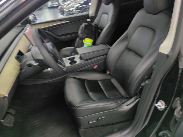 Tesla Model Y 2022, 116300 км, за 24769 USD - фото 18