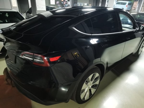 Tesla Model Y 2022, 139800 км, за 23453 USD - фото 9