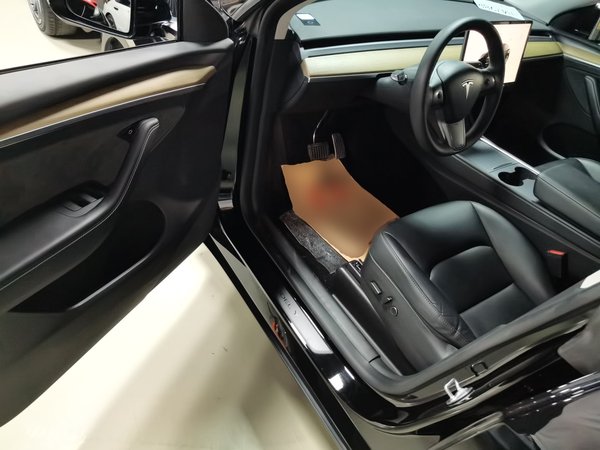 Tesla Model Y 2022, 139800 км, за 23453 USD - фото 16