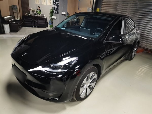 Tesla Model Y 2022, 139800 км, за 23453 USD