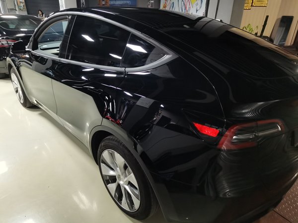 Tesla Model Y 2022, 139800 км, за 23453 USD