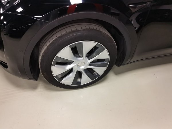 Tesla Model Y 2022, 139800 км, за 23453 USD - фото 10