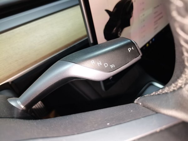 Tesla Model Y 2022, 139800 км, за 23453 USD - фото 21