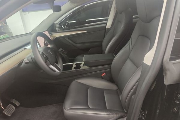 Tesla Model Y 2022, 28500 км, за 30711 USD - фото 17