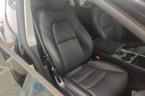 Tesla Model Y 2022, 28500 км, за 30711 USD - фото 19