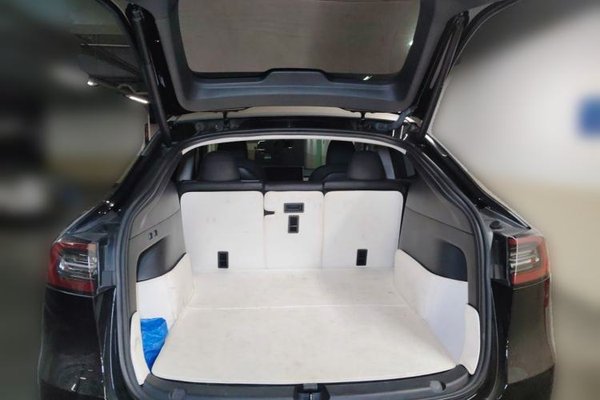 Tesla Model Y 2022, 31300 км, за 26007 USD - фото 16