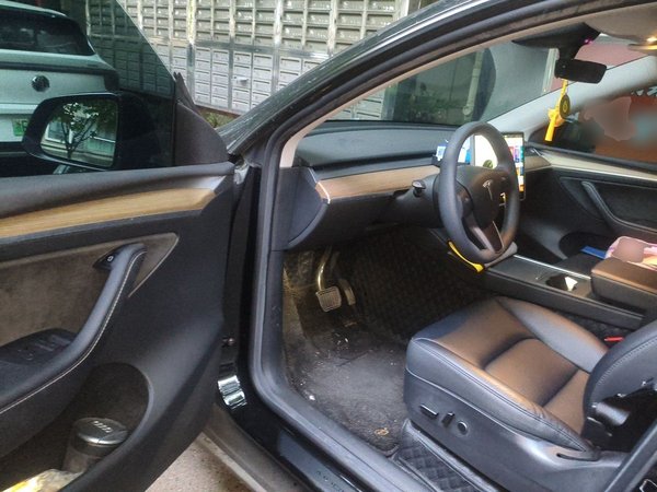 Tesla Model Y 2022, 33100 км, за 24891 USD - фото 13
