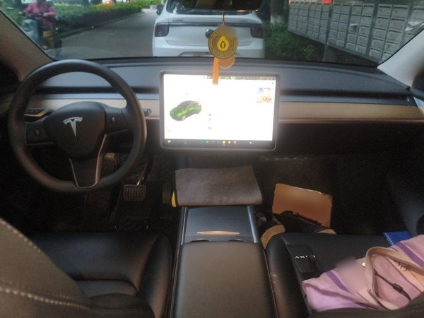 Tesla Model Y 2022, 33100 км, за 24891 USD - фото 6