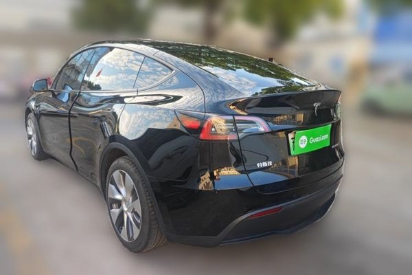 Tesla Model Y 2022, 36600 км, за 26869 USD