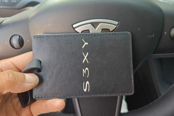 Tesla Model Y 2022, 36600 км, за 26869 USD - фото 20