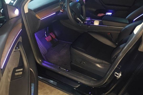 Tesla Model Y 2022, 37600 км, за 24908 USD - фото 16