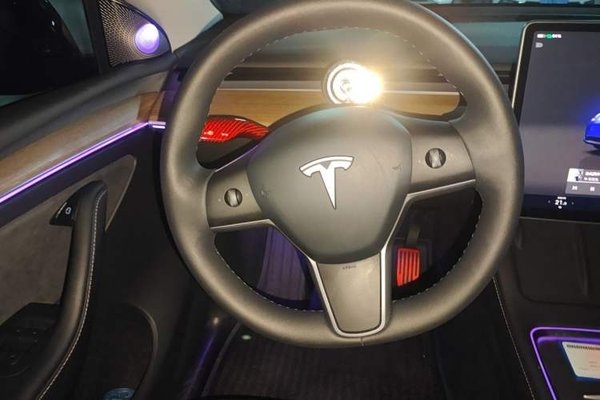 Tesla Model Y 2022, 37600 км, за 24908 USD - фото 10