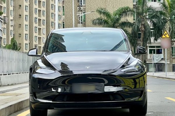 Tesla Model Y 2022, 37800 км, за 27091 USD - фото 17