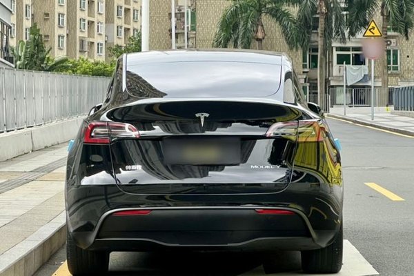 Tesla Model Y 2022, 37800 км, за 27091 USD - фото 20