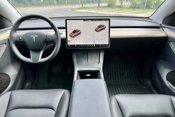 Tesla Model Y 2022, 37800 км, за 27091 USD - фото 34