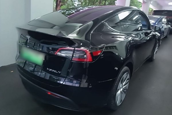 Tesla Model Y 2022, 37800 км, за 27091 USD - фото 6