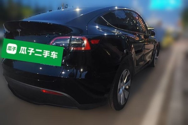 Tesla Model Y 2022, 38700 км, за 27238 USD - фото 6
