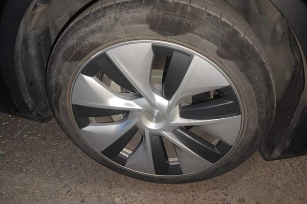 Tesla Model Y 2022, 38700 км, за 27238 USD - фото 8