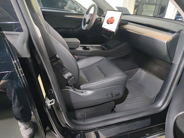 Tesla Model Y 2022, 44300 км, за 24451 USD - фото 22