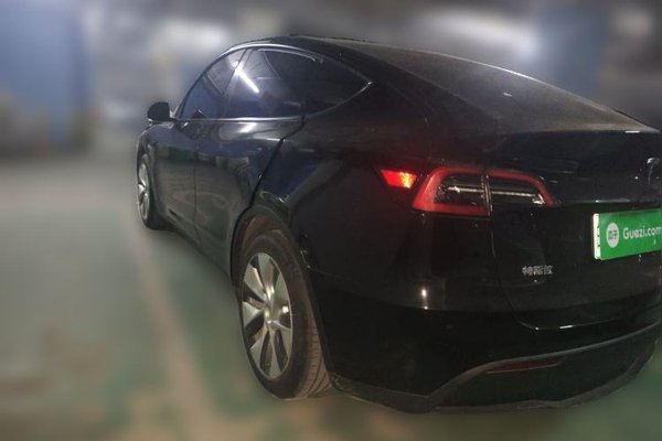 Tesla Model Y 2022, 45800 км, за 23594 USD