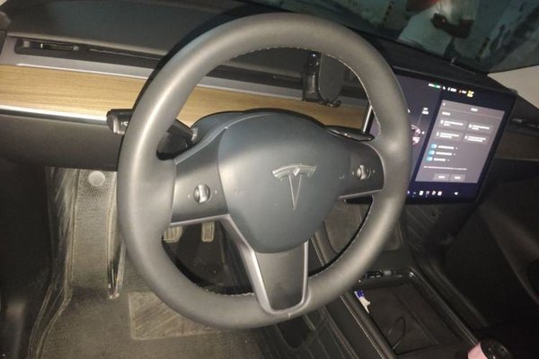 Tesla Model Y 2022, 45800 км, за 23594 USD - фото 10