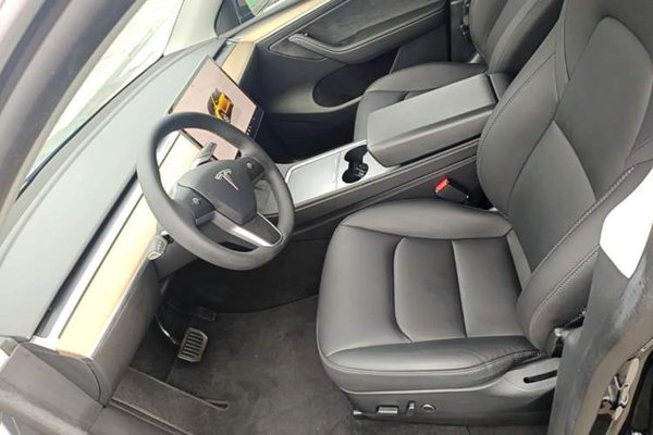 Tesla Model Y 2022, 48500 км, за 26597 USD - фото 18