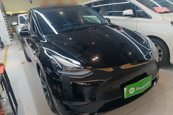 Tesla Model Y 2022, 51800 км, за 27083 USD