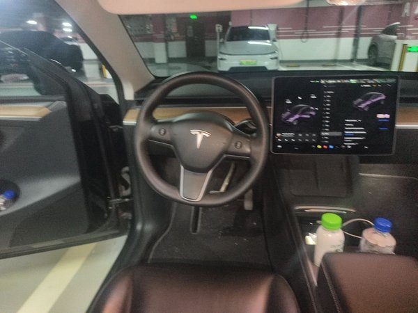 Tesla Model Y 2022, 52900 км, за 22893 USD - фото 11