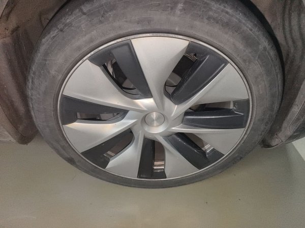 Tesla Model Y 2022, 52900 км, за 22893 USD - фото 8