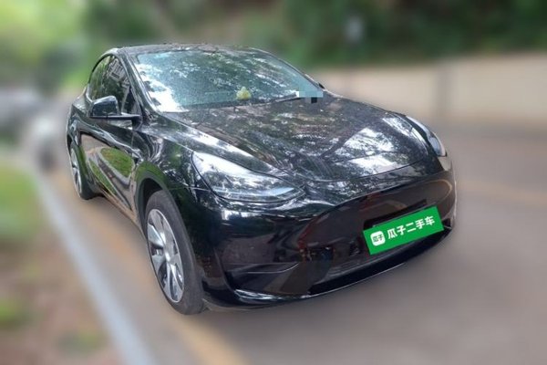 Tesla Model Y 2022, 59600 км, за 26758 USD