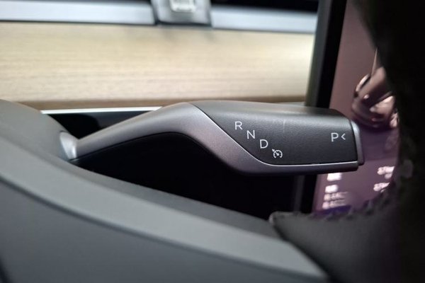 Tesla Model Y 2022, 59600 км, за 26758 USD - фото 13