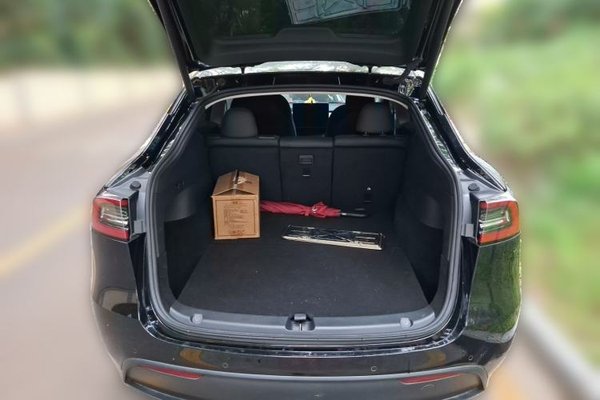 Tesla Model Y 2022, 59600 км, за 26758 USD - фото 16