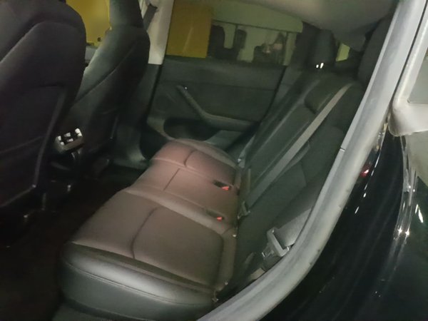 Tesla Model Y 2022, 60400 км, за 27343 USD - фото 20