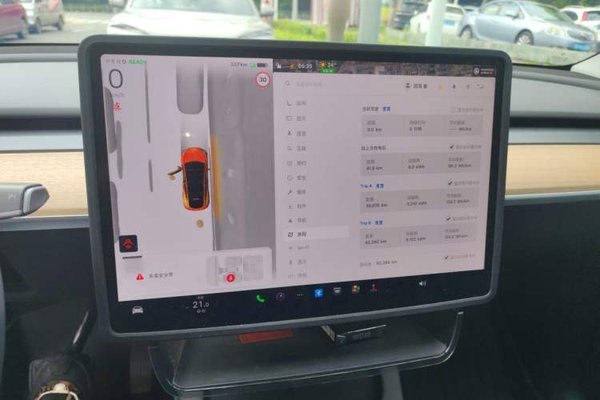Tesla Model Y 2022, 62300 км, за 26612 USD - фото 12