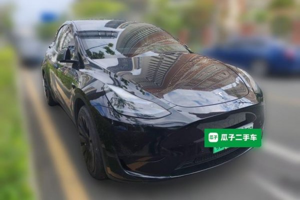 Tesla Model Y 2022, 62300 км, за 26612 USD