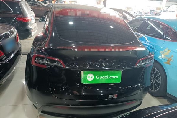 Tesla Model Y 2022, 64200 км, за 24968 USD