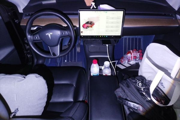 Tesla Model Y 2022, 66000 км, за 25450 USD - фото 12