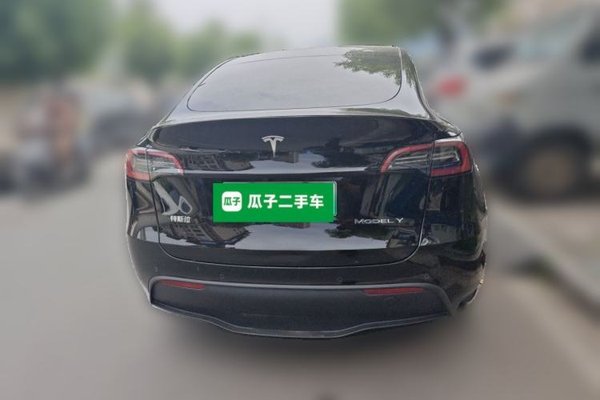 Tesla Model Y 2022, 69000 км, за 25054 USD