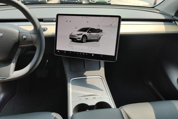 Tesla Model Y 2022, 70200 км, за 26346 USD - фото 16