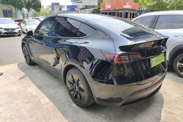 Tesla Model Y 2022, 70200 км, за 26346 USD